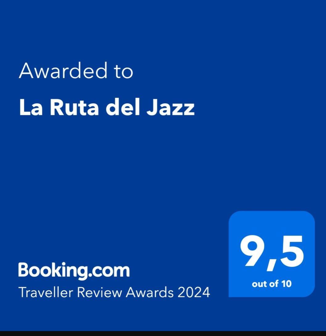 Bed and Breakfast La Ruta Del Jazz Санта-Крус Екстер'єр фото